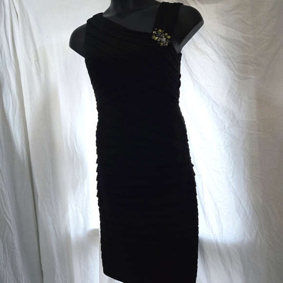 Ruched Evening Dress EUC - Picture 9 of 12